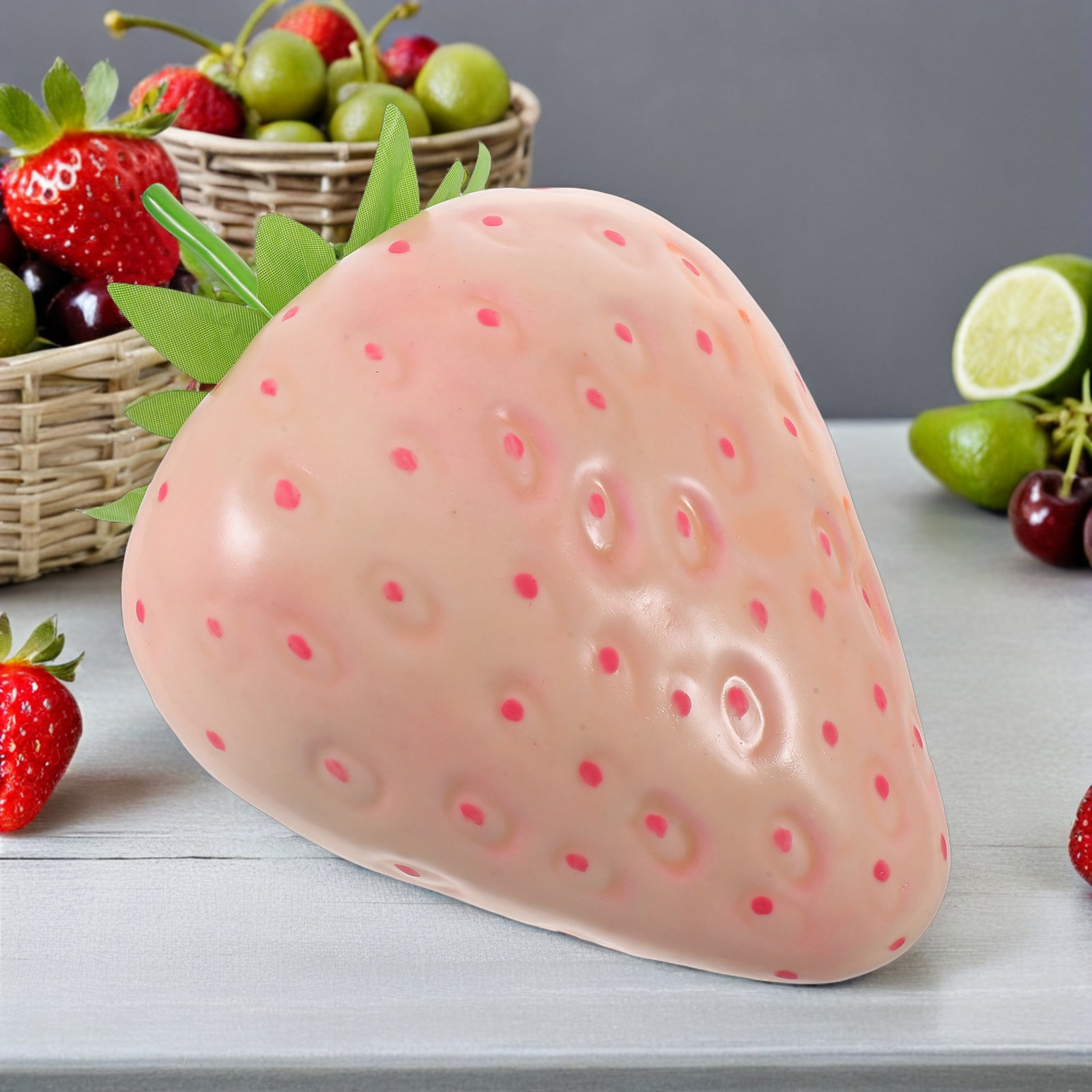 Lifelike Strawberry Set for Cu - Kitchen Baking Aid のレビューと価格