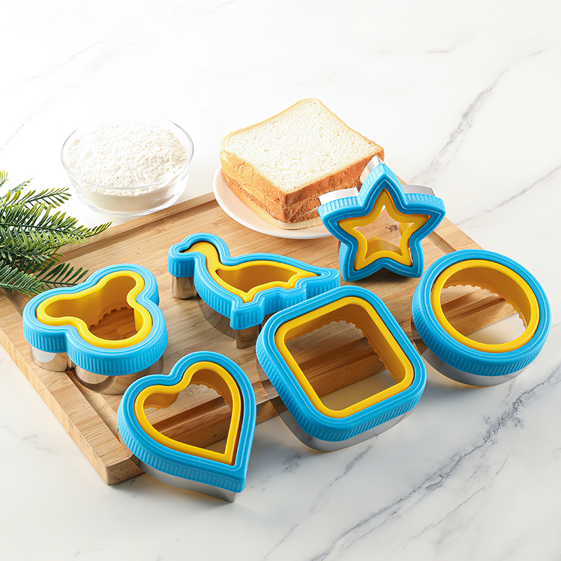 Sandwich cutting and sealing m - Kitchen Baking Products のレビューと価格